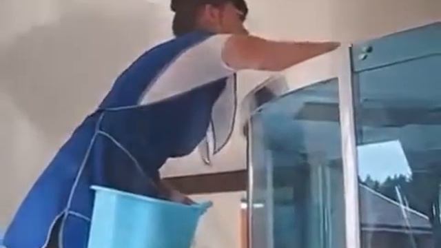 Генеральная уборка. Клининговая компания Колибри Красноярск. смотреть онлайн