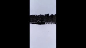 2 МТЛБУ плавают в тяжелом болоте, просто жесть!!!