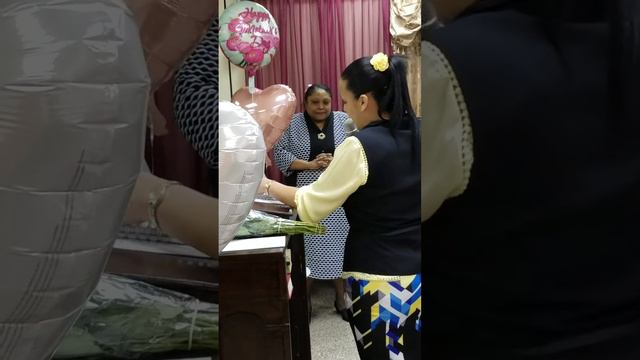 POEMA DEDICADO PASTORA CARMEN SENQUIZ " смотреть онлайн