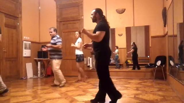 Paso Basico Son смотреть онлайн