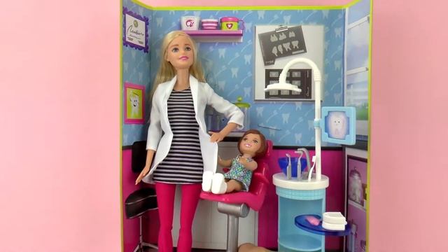 БАРБИ ЗУБНОЙ ВРАЧ - лечим зубы | Игровой набор Стоматолог и ее пациентка | Распаковка и ревью смотреть онлайн