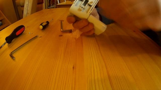 Регулировка петель пластиковых дверей смотреть онлайн