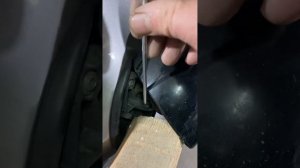 Как снять боковое зеркало мерседеса w 203 не разбирая его.