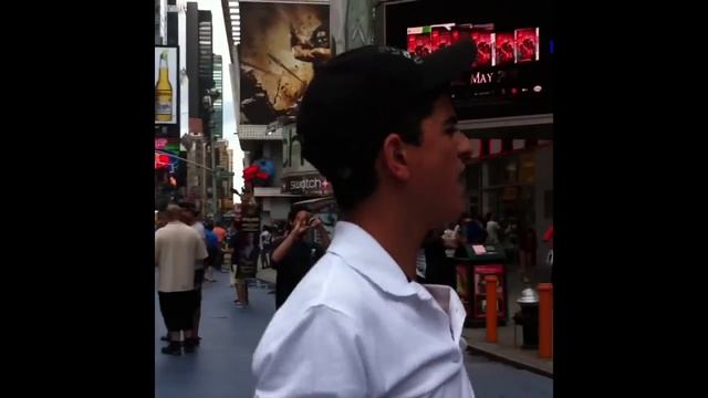 Горские Евреи Зажигают-Лезгинку в центре манхеттена!!! смотреть онлайн