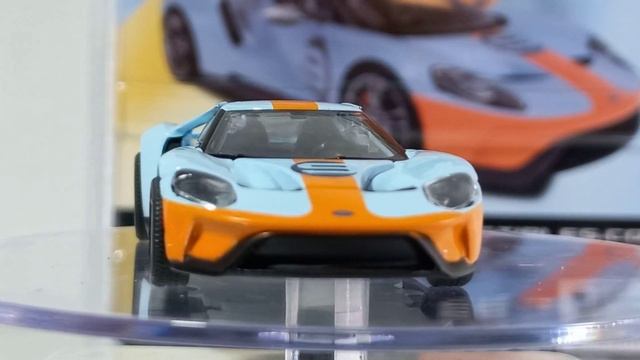 1/64 SCALE FORD GT 2019 HERITAGE EDITION | GREENLIGHT смотреть онлайн