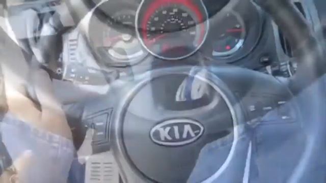 2010 Kia Forte Koup SX Start Up, Engine, and In Depth TourReview смотреть онлайн