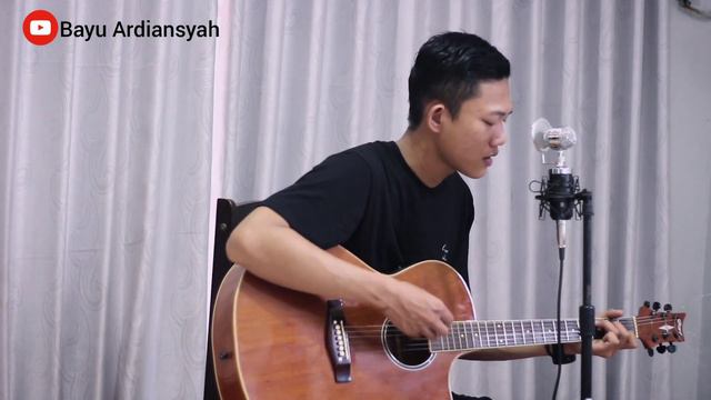 RadioHead - Creep (Acoustic Cover) by Bayu Ardiansyah смотреть онлайн