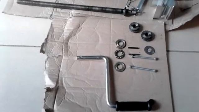 Телескопическая опорная стойка для выравнивания легкового прицепа TTL в разборе смотреть онлайн