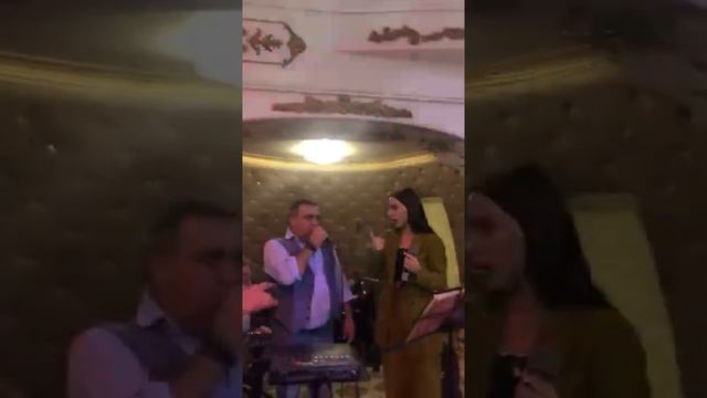 Spitakci Hayko Ft. Tatev Asatryan - Inchpes Urin U Bardin