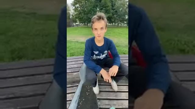 ЧУВАК хейтит Самокаты смотреть онлайн