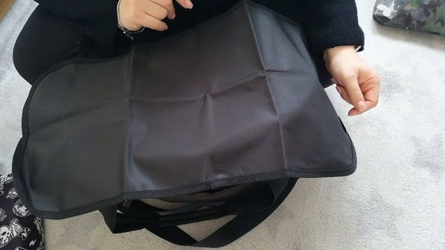 What's in my diaper bag , Jujube black rose #jujube #diaperbag #encore tote #jujubecreativecrew смотреть онлайн