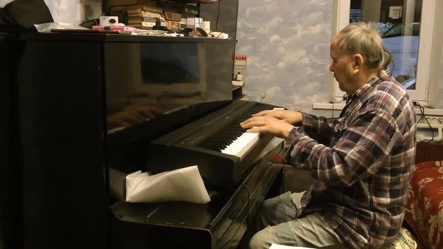 Digital piano. YAMAHA P-45. Первая проба Подарка. смотреть онлайн
