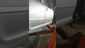 Шкода 1,6 FSI задній сальник коленвала замена