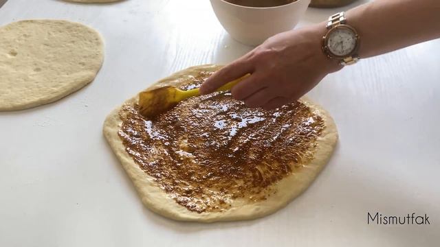 AMASYANIN MEŞHUR BURMA GÖMBESİ DIŞI ÇITIR İÇİ TEL TEL AYRILAN YUMUŞACIK HAŞHAŞLI BÜKME  ÇÖREK TARİF