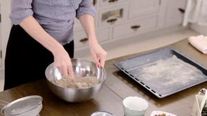 Безглютеновое печенье с кунжутом и изюмом