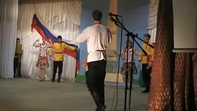 русский народный танец кадриль в гимназии №14 г. Белорецк смотреть онлайн
