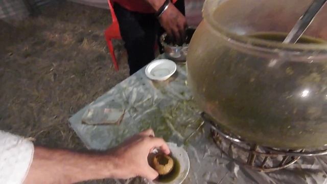 Пани Пури. Уличная еда Индии смотреть онлайн