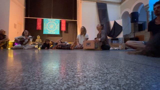 Lokah Samastah Sukhino Bhavantu - Lisa Siddhi @Namaste Yoga Festival 2023