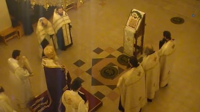 Молебен към светите 70 апостоли