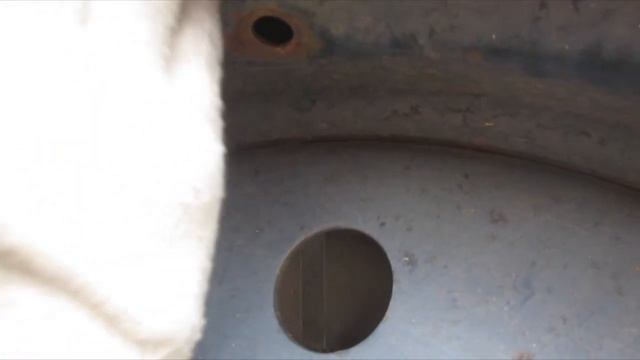 Как без особых проблем заменить шину заднего колеса трактора. На примере МТЗ-80.1 от А до Я смотреть онлайн