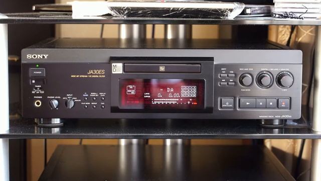 Sony ES series + Yello "Point" смотреть онлайн