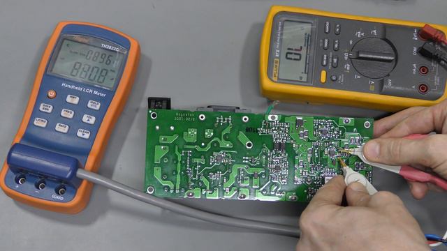 #100 - Roland V-Accordion FBC-7 power supply repair смотреть онлайн