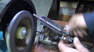 Приспособление для заточки сверла. Как заточить сверло? Sharpening of drills.