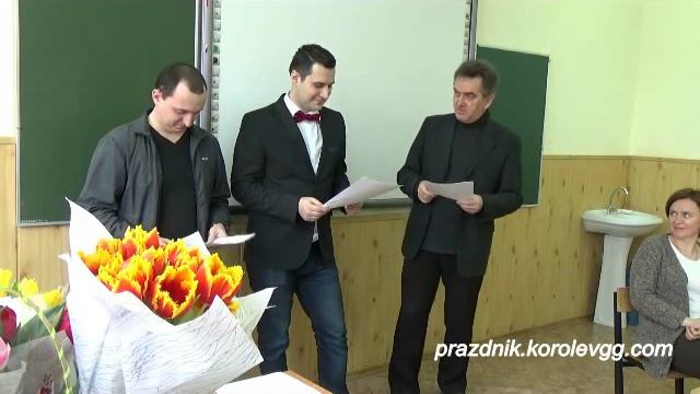 Сценка Подарок к 8 Марта смешные мини сценки корпоратив смотреть онлайн