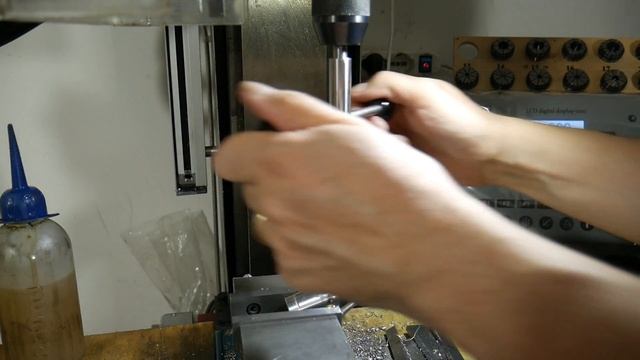 How to Make a Ball Turning Attachment! смотреть онлайн