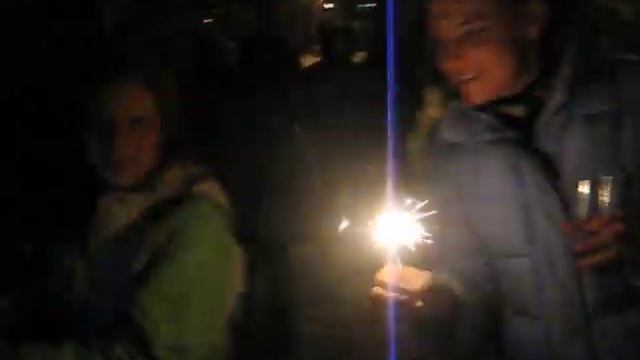 Астро-фейерверк + 500 мВт лазер! смотреть онлайн