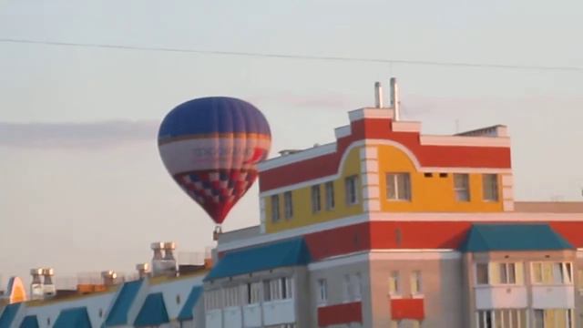 Полёт воздушного шара над Орлом. смотреть онлайн
