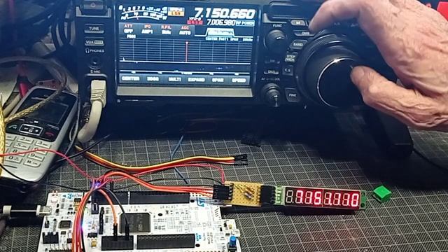 CAT-Kommunikation mit STM32 und FreeRTOS. смотреть онлайн