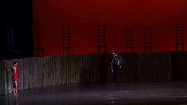 Кармен Сюита, Тюрьма Кармен - Н.Мацак, Хозе - Д.Недак (Carmen Suite ,N.Matsak,D.Nedak) смотреть онлайн