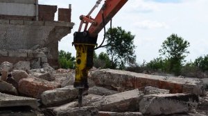 Запуск гидромолота на экскаваторе Doosan  225