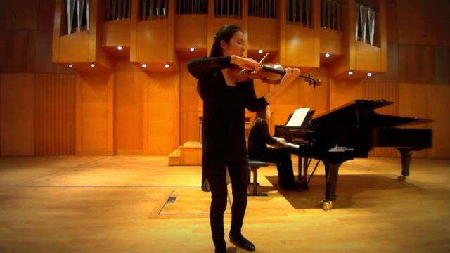 Mozart Adagio in E Major K 261 смотреть онлайн