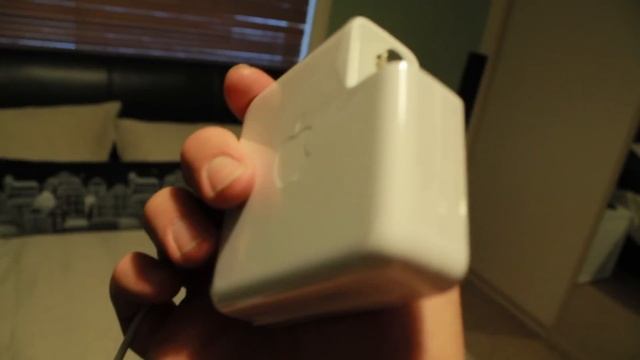 15" MacBook Pro with Retina Display Unboxing смотреть онлайн