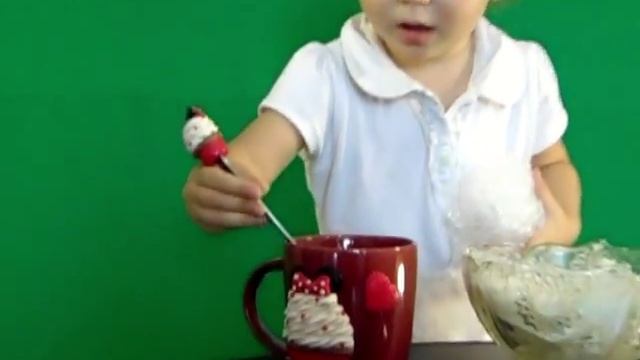 Ляля Базюк делает обзор. Вкусная красота-то, чего Вам не хватает! Очень смешное видео смотреть онлайн