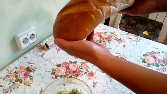 ХРУСТЯЩИЙ БАТОН С СЫРОМ И ЧЕСНОКОМ смотреть онлайн
