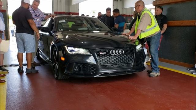 Audi RS7 at Dealer Only Auction смотреть онлайн