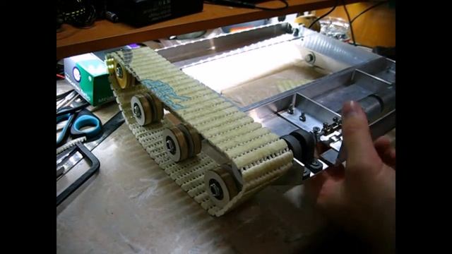 Гусеничная платформа. Начало нового проекта. смотреть онлайн