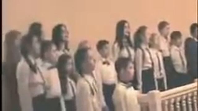 Шикарно дети поют на французском! смотреть онлайн