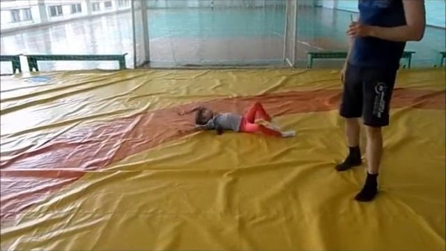 Физическая программа Лизочки, назначенная в Институтах Гленна Домана. смотреть онлайн