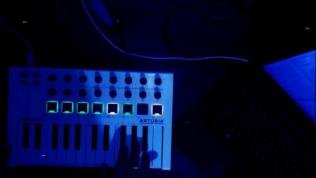 Live Looping with Arturia Minilab Mk2 - Abandoned Place смотреть онлайн