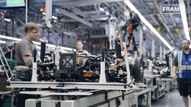 Inside Super Advanced Factory Producing the Hyundai Ioniq 5 смотреть онлайн