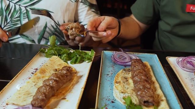 Скупил ВСЕ МЕНЮ самого ДЕШЕВОГО ресторана С ПОДПИСЧИКАМИ / Pivaldi - все по 200 рублей