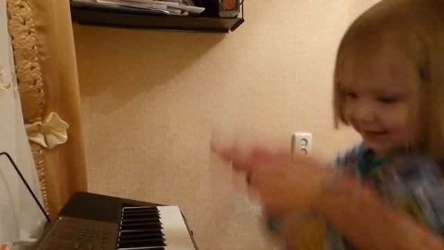 Игра на синтезаторе смотреть онлайн