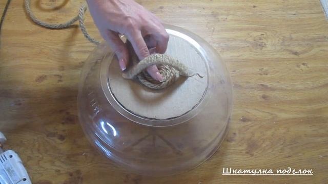 Повторное применение коробки от торта, не торопитесь выбрасывать. Поделки своими руками. смотреть онлайн