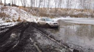 Жёсткое испытание subaru forester. Offroad на любимом болоте.