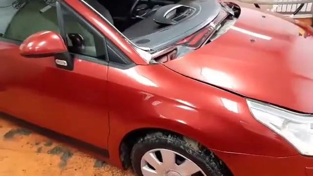 Установка лобового стекла Citroen C4