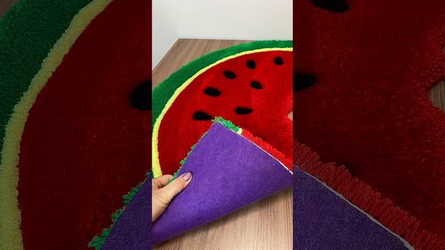 Ковёр Сочный арбуз напомнит вам о тёплом и ярком лете! #коверназаказ #тафтинг #ручнаяработа